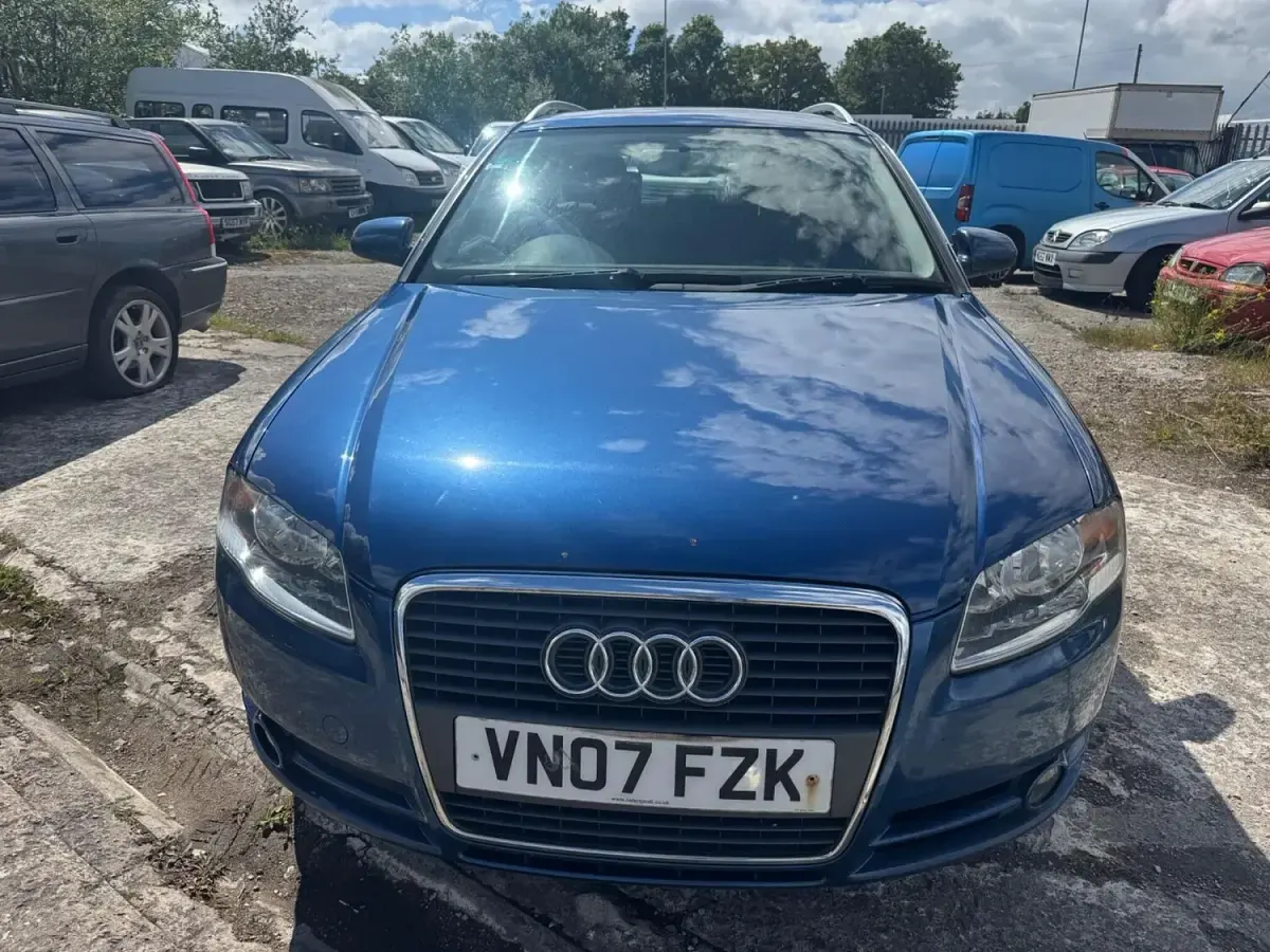 Used Audi A4 Comfort 2007 Blue Estate