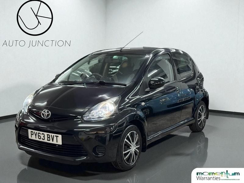 Black Used 2014 Toyota Aygo Hatchback | £4,249 (Super price) - Image 1/4