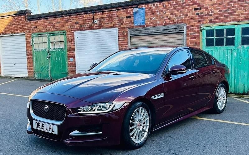 Used Jaguar XE R-Sport 163 HP (119 kW) 2019 Sedan
