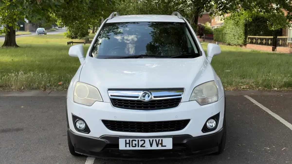 Used Vauxhall Antara 184 HP (135 kW) 2012 White SUV