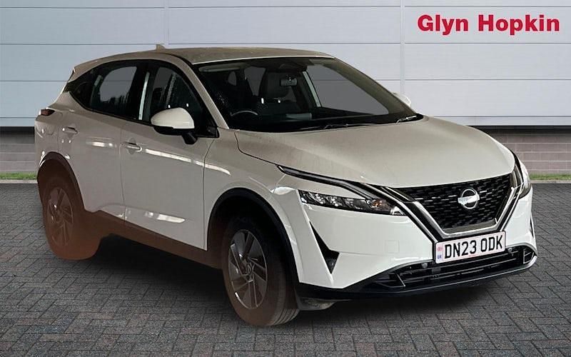 Used Nissan Qashqai Acenta Premium 140 HP (102 kW) 2023 White SUV