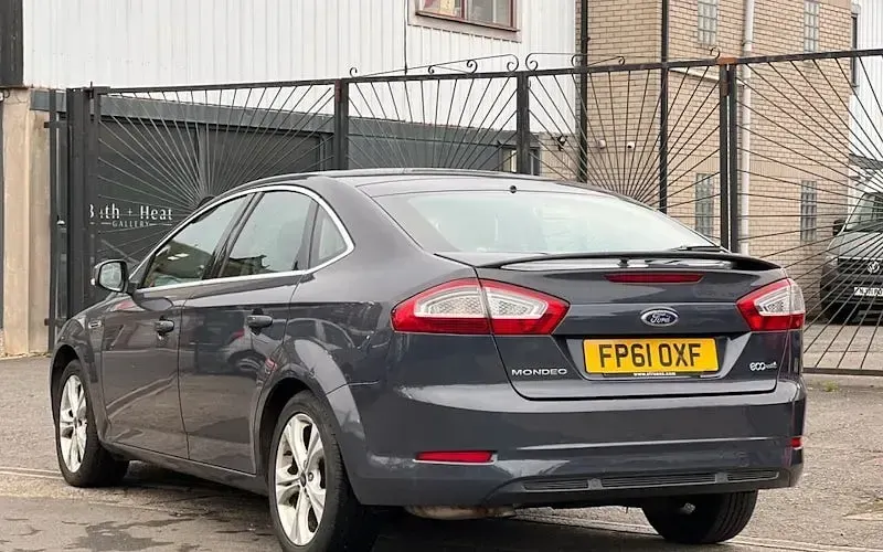 Used Ford Mondeo Titanium 116 HP (85 kW) 2012 Grey Hatchback