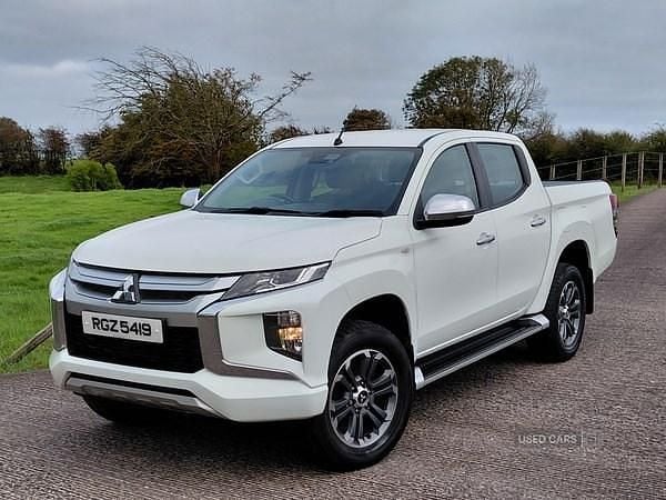 White Used 2020 Mitsubishi L200 Pickup | £12,950 (Fair price) - Image 1/4