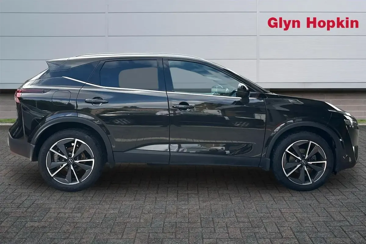 Used Nissan Qashqai Tekna 140 HP (102 kW) 2023 Black SUV