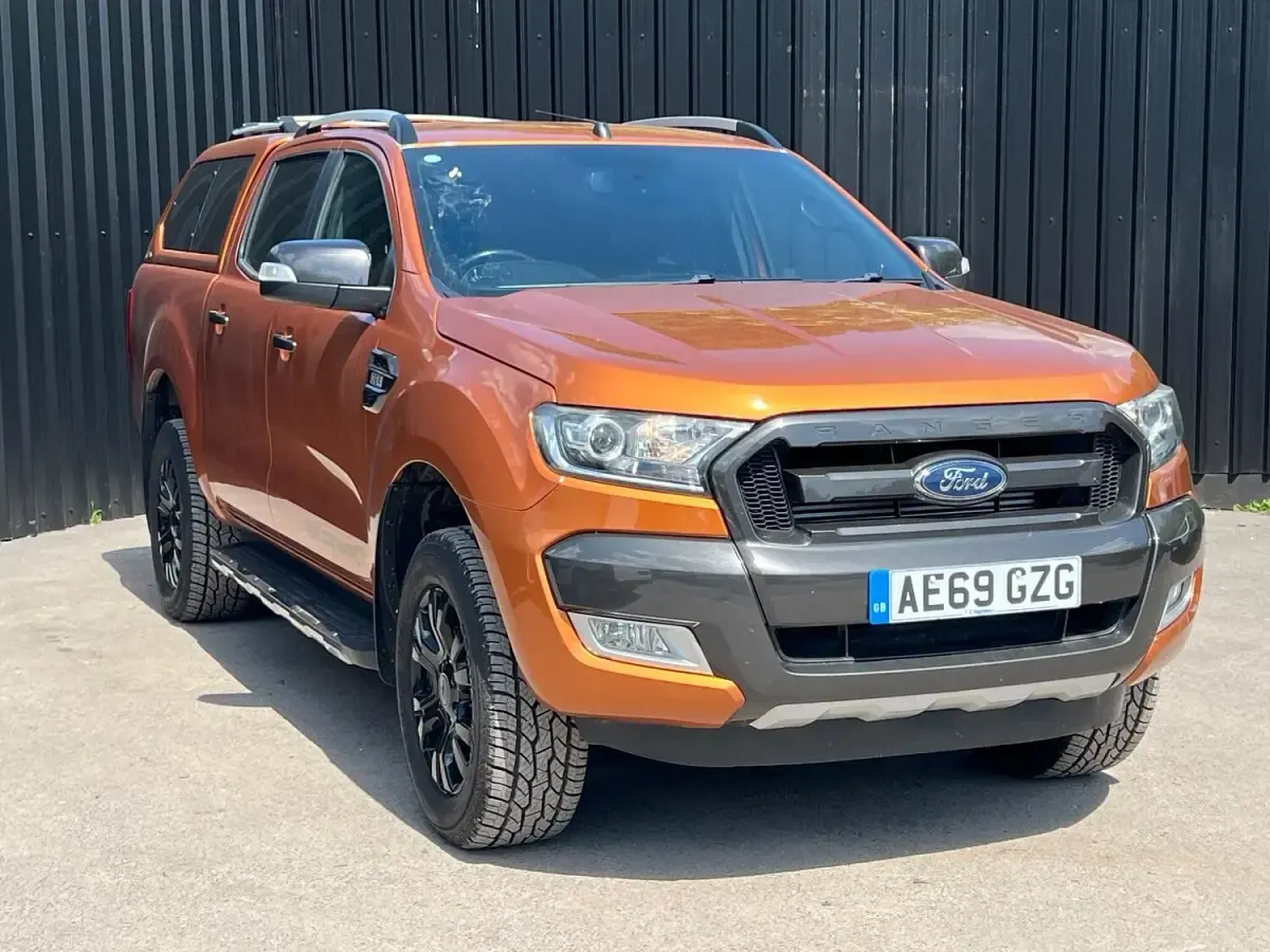 Used Ford Ranger Wildtrack 200 HP (147 kW) 2019 Orange Pickup