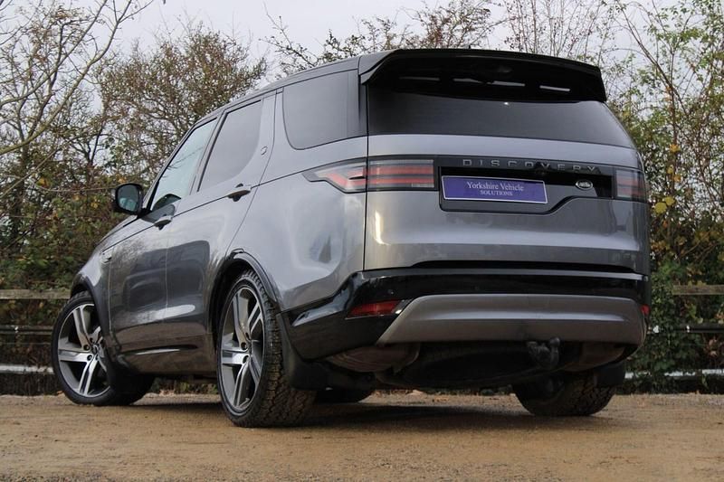 Used Land Rover Discovery 5 HSE Dynamic 2023 Grey SUV