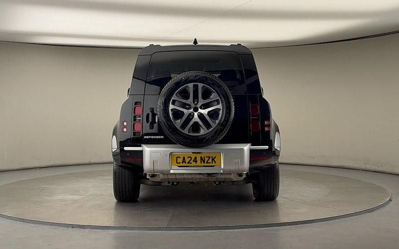 Used Land Rover Defender 404 HP (297 kW) 2023 Santorini black SUV