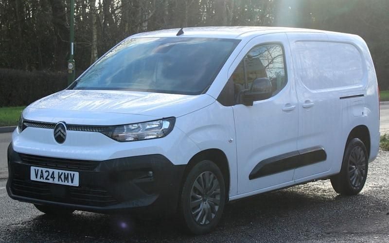 White Used 2024 Citroën Berlingo MPV | £14,500 (Fair price) - Image 1/4