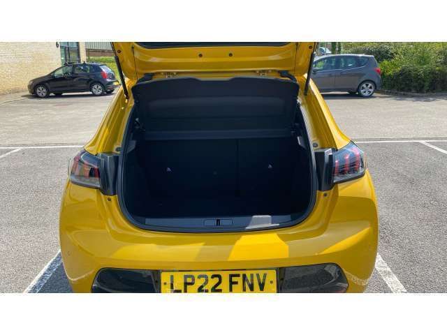 Used Peugeot 208 Allure Premium 101 HP (74 kW) 2022 Yellow Hatchback