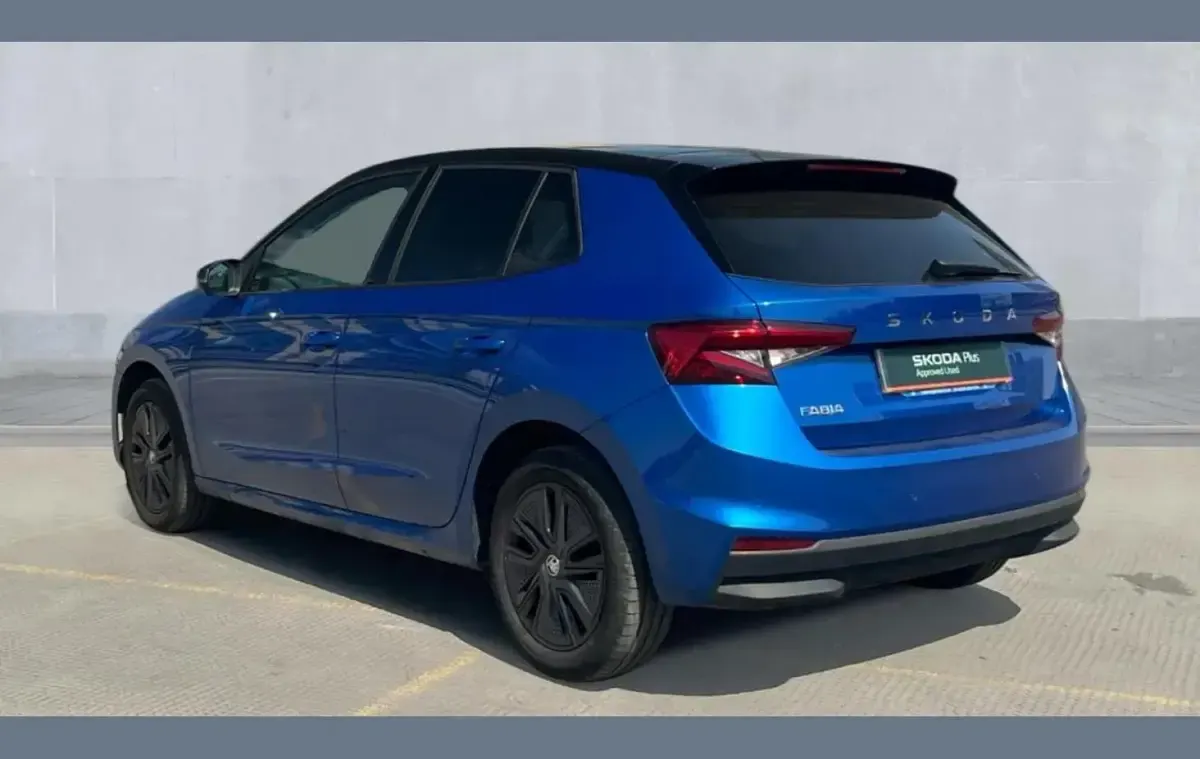Used Skoda Fabia Colour Edition 116 HP (85 kW) 2024 Blue Hatchback