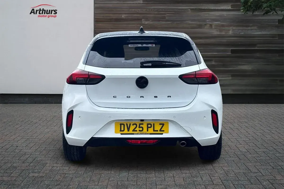 Used Vauxhall Corsa Ultimate 100 HP (73 kW) 2025 White Hatchback