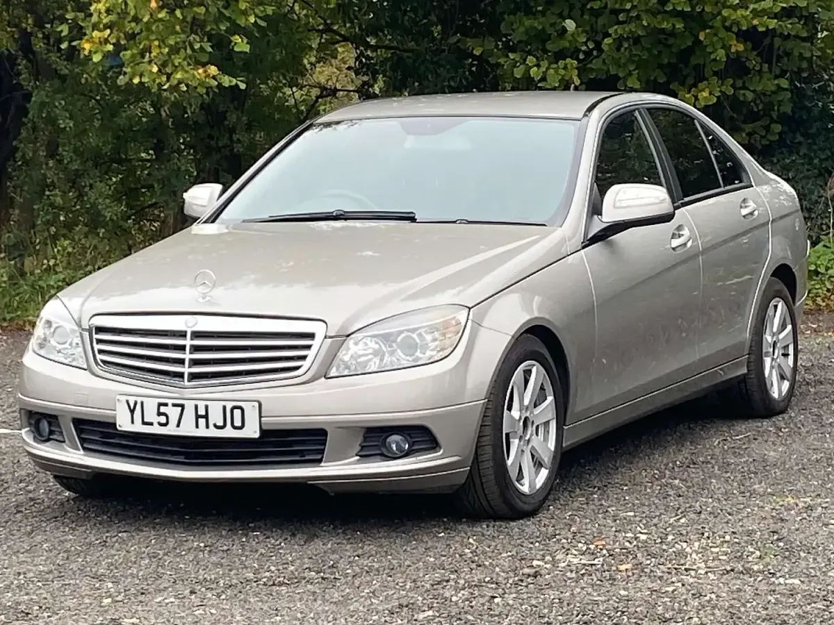 Used Mercedes C220 SE 167 HP (122 kW) 2008 Silver Sedan