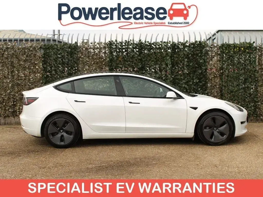 Usado Tesla Model 3 Standard Range Plus 177 kW (241 HP) 2020 Branco Sedan