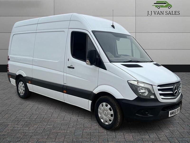 White Used 2016 Mercedes Sprinter Van | £7,250 (Fair price) - Image 1/4