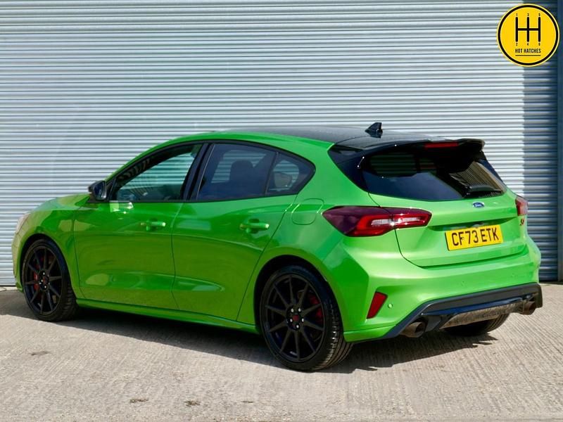 Used Ford Focus ST 280 HP (205 kW) 2023 Green Hatchback