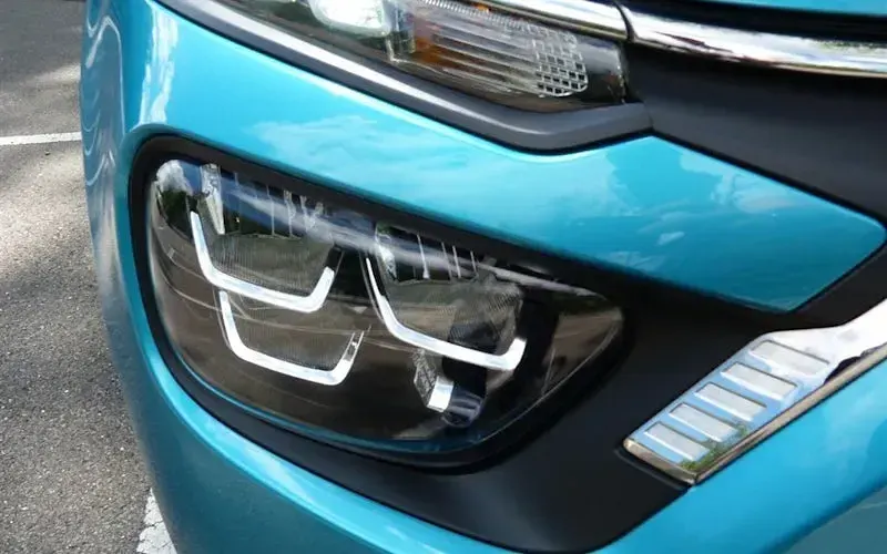 Used Citroën C3 PureTech 110 HP (80 kW) 2023 Blue Hatchback