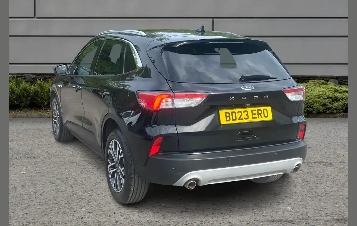 Used Ford Kuga Titanium 147 HP (108 kW) 2023 Black SUV
