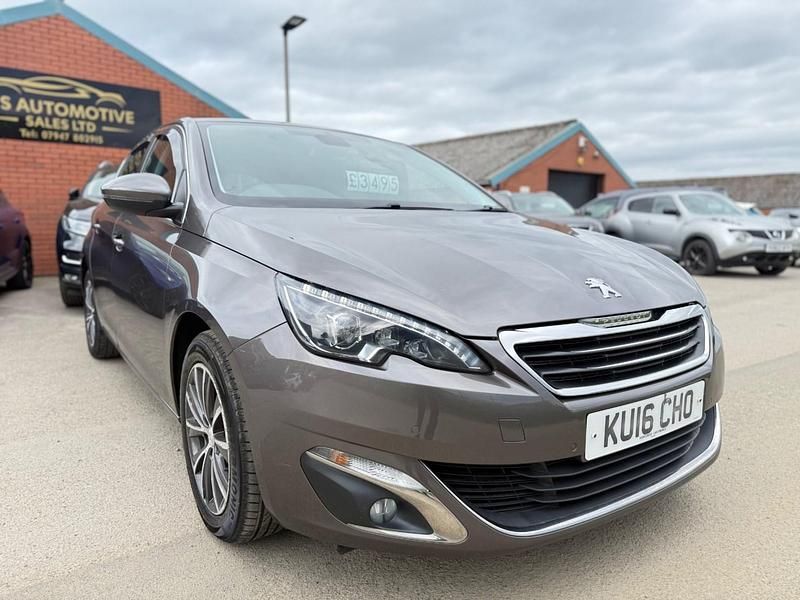 Used Peugeot 308 Allure 120 HP (88 kW) 2016 Grey Hatchback