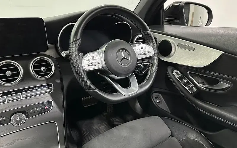 Used Mercedes C200 AMG Line Premium 184 HP (135 kW) 2020 Black Cabriolet