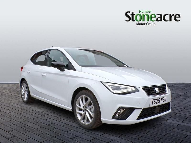 White Used 2025 Seat Ibiza FR Hatchback | £16,750 (Super price) - Image 1/4
