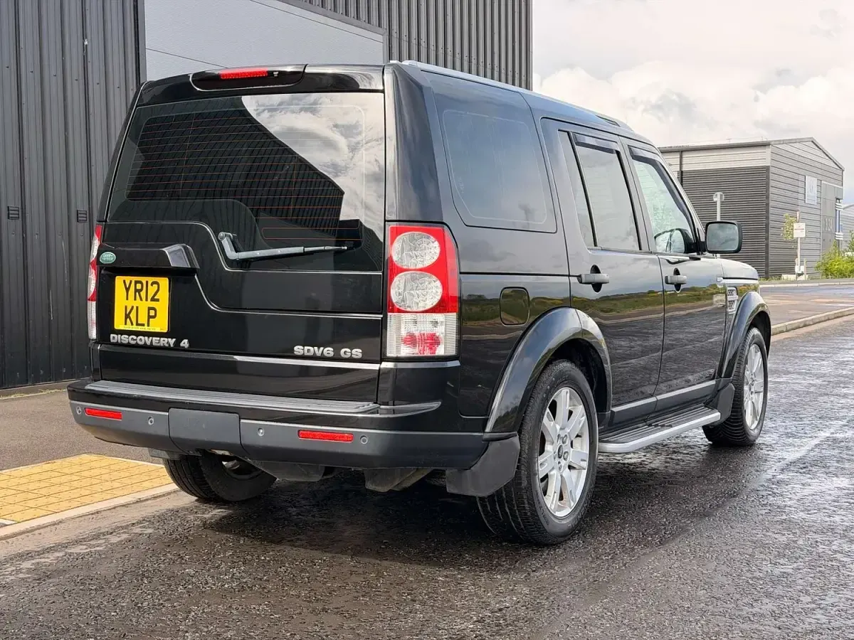 Used Land Rover Discovery 4 255 HP (187 kW) 2012 Black SUV