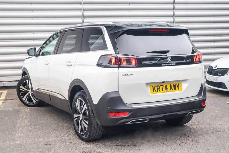 White Used 2024 Peugeot 5008 GT MPV | £25,091 (Fair price) - Image 1/4