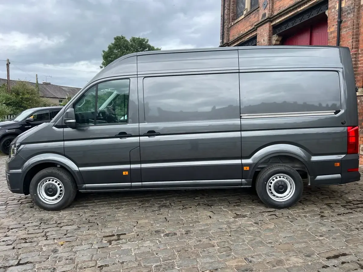 New VW Crafter 140 HP (102 kW) 2026 Grey Van