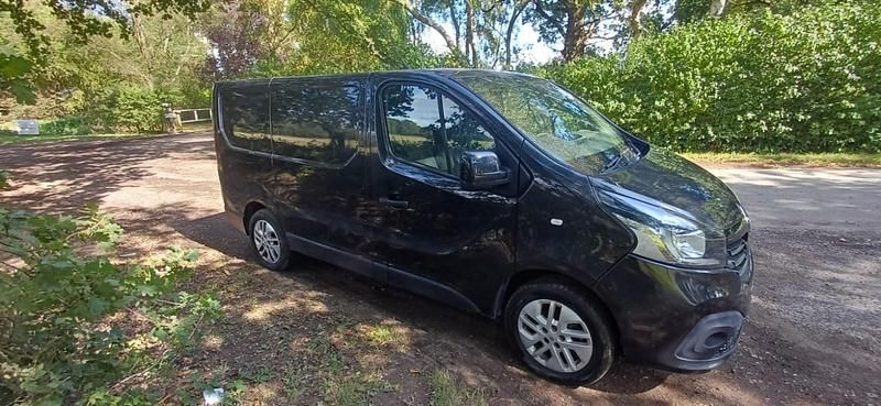 Black Used 2019 Renault Trafic Van | £7,995 (Super price) - Image 1/4