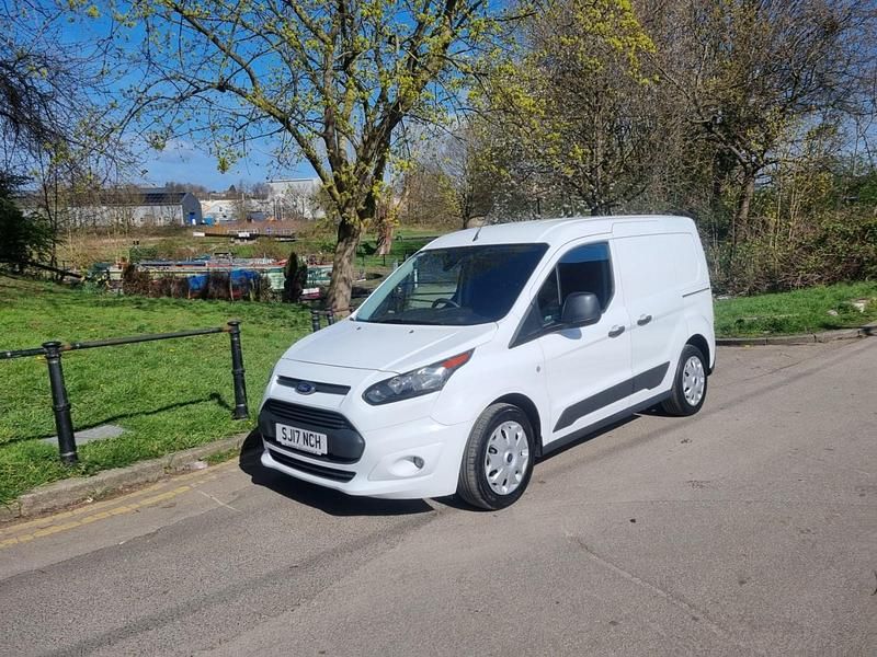 Used Ford Transit Connect Trend 100 HP (73 kW) 2017 White MPV