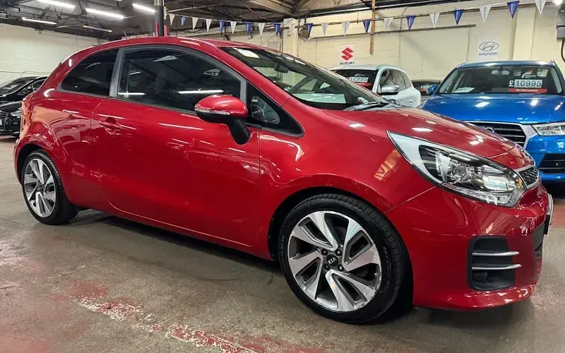 Used Kia Rio 109 HP (80 kW) 2016 Hatchback