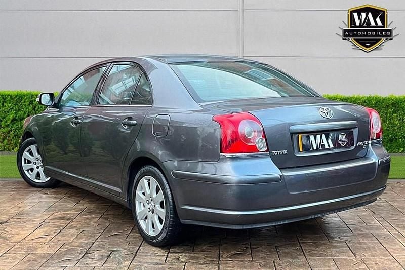 Used Toyota Avensis Play 129 HP (94 kW) 2008 Grey Sedan