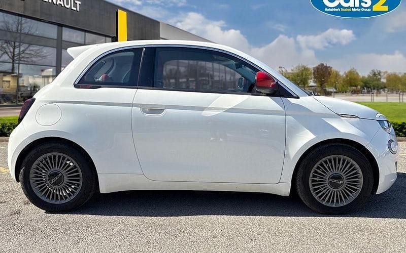 Used Fiat 500e Red 86 kW (118 HP) 2026 Hatchback