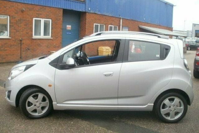Used Chevrolet Spark 2010 Hatchback