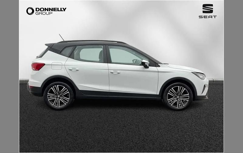 Used Seat Arona SE Technology 94 HP (69 kW) 2022 White SUV