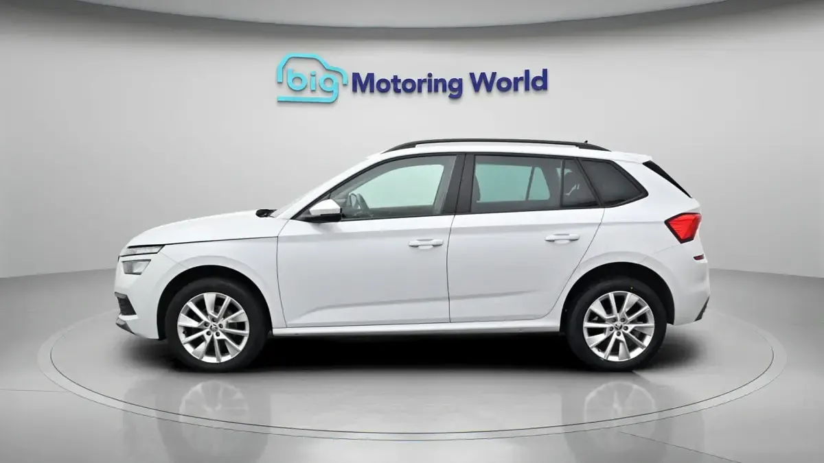 Usado Skoda Kamiq SE Drive 2023 Branco SUV
