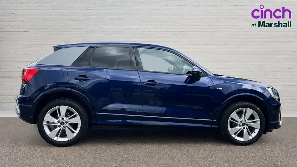 Used Audi Q2 S-Line 150 HP (110 kW) 2023 Blue SUV