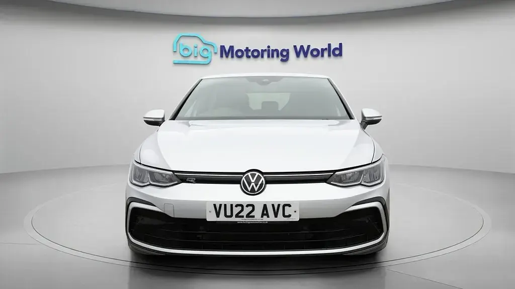 Used VW Golf VIII R-line 150 HP (110 kW) 2022 Silver Hatchback
