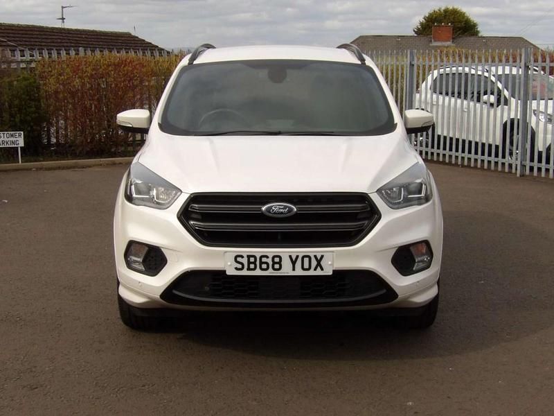 Second-hand Ford Kuga ST-Line 120 CP (88 kW) 2018 Alb SUV