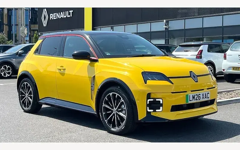 Used Renault 5 E-Tech Iconic 110 kW (150 HP) 2026 Hatchback