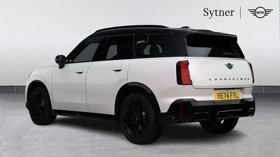 Used Mini Countryman 168 HP (123 kW) 2024 White SUV