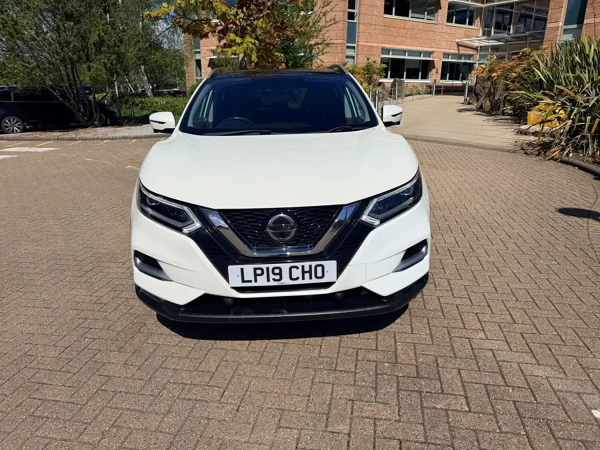 Used Nissan Qashqai Tekna 140 HP (102 kW) 2019 White SUV