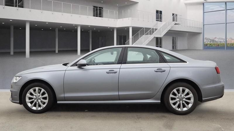 Used Audi A6 Comfort 190 HP (139 kW) 2015 Grey Sedan