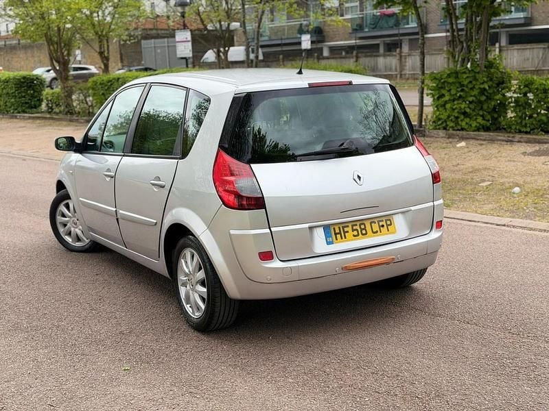 Used Renault Scénic III Dynamique 2009 Silver MPV