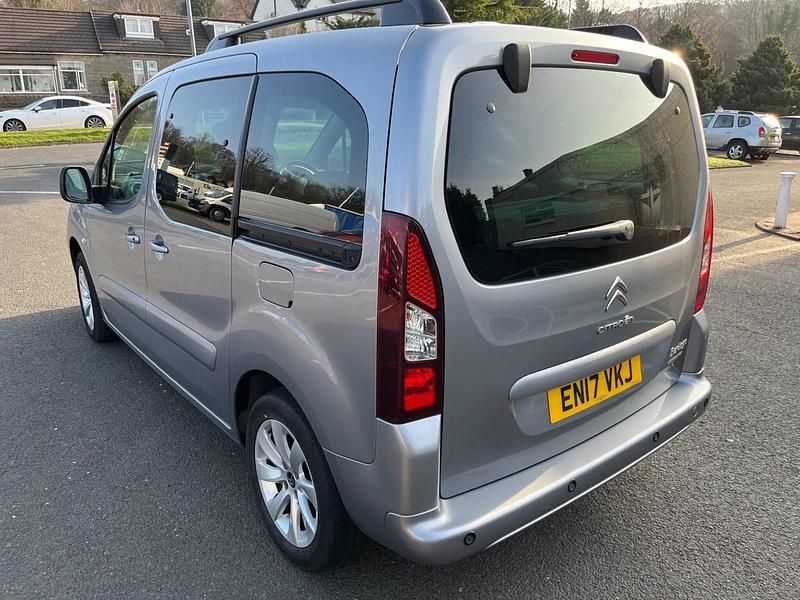 Used Citroën Berlingo Flair 110 HP (80 kW) 2017 Grey MPV