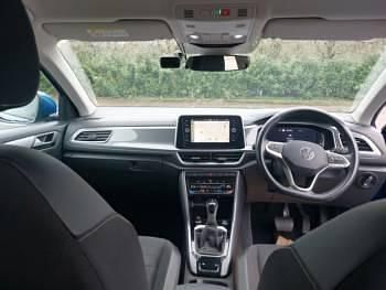 Used VW T-Roc Style 150 HP (110 kW) 2024 Blue SUV