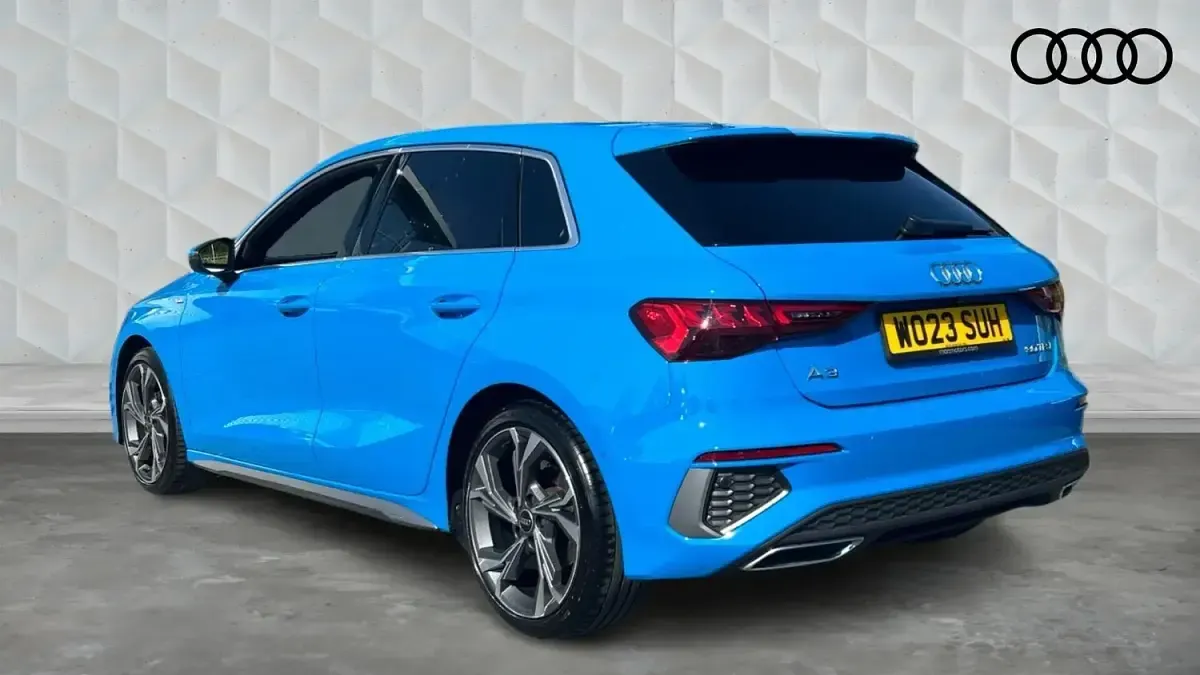 Used Audi A3 Sportback S-Line 110 HP (80 kW) 2023 Turbo blue Hatchback