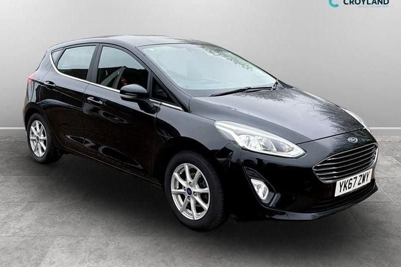 Used Ford Fiesta Zetec 85 HP (62 kW) 2017 Black Hatchback