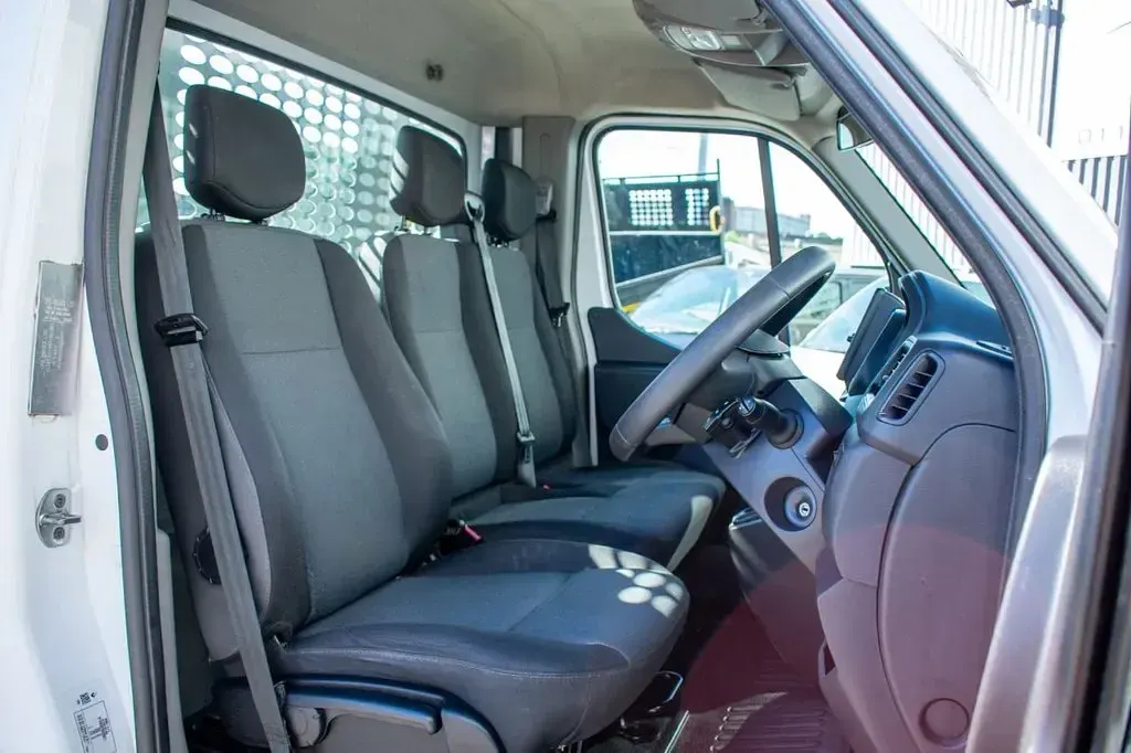 Used Renault Master Business 2023 White MPV