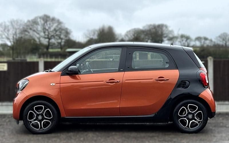 Used Smart ForFour Premium 90 HP (66 kW) 2019 Hatchback