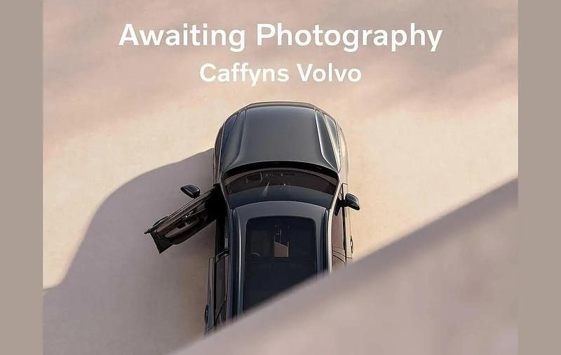 Used Volvo XC40 Inscription 211 HP (155 kW) 2021 Black SUV